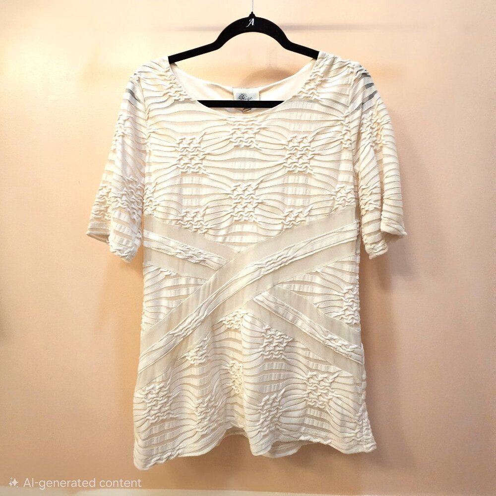 Feminine Blouse | Textured | Cream | Large | New with Tag